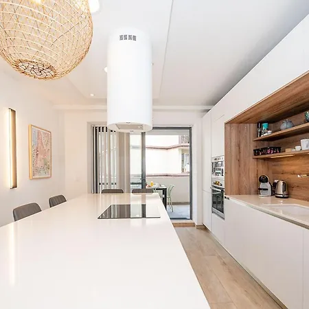 New 2bdr Apartment *